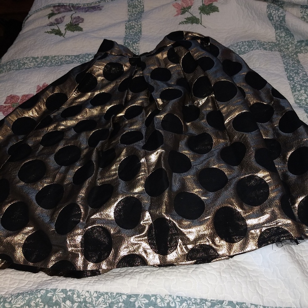 Skirt - Picture 2 of 2